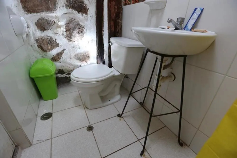 Iguana Point Hostel