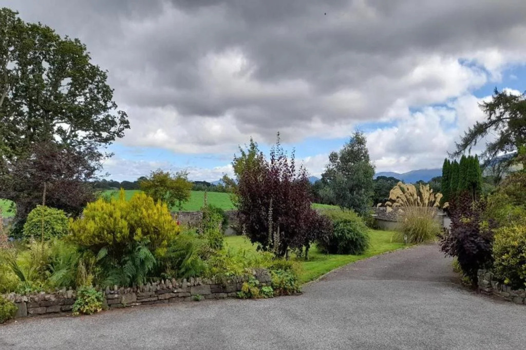 Inveraray Farm