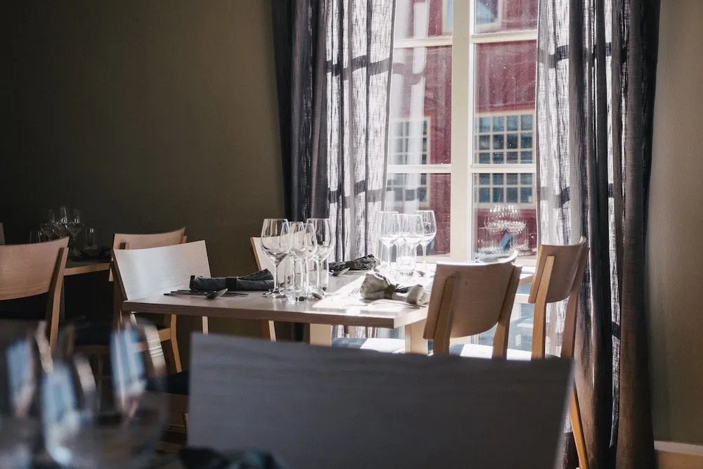 Björholmen Hotell & Restaurang