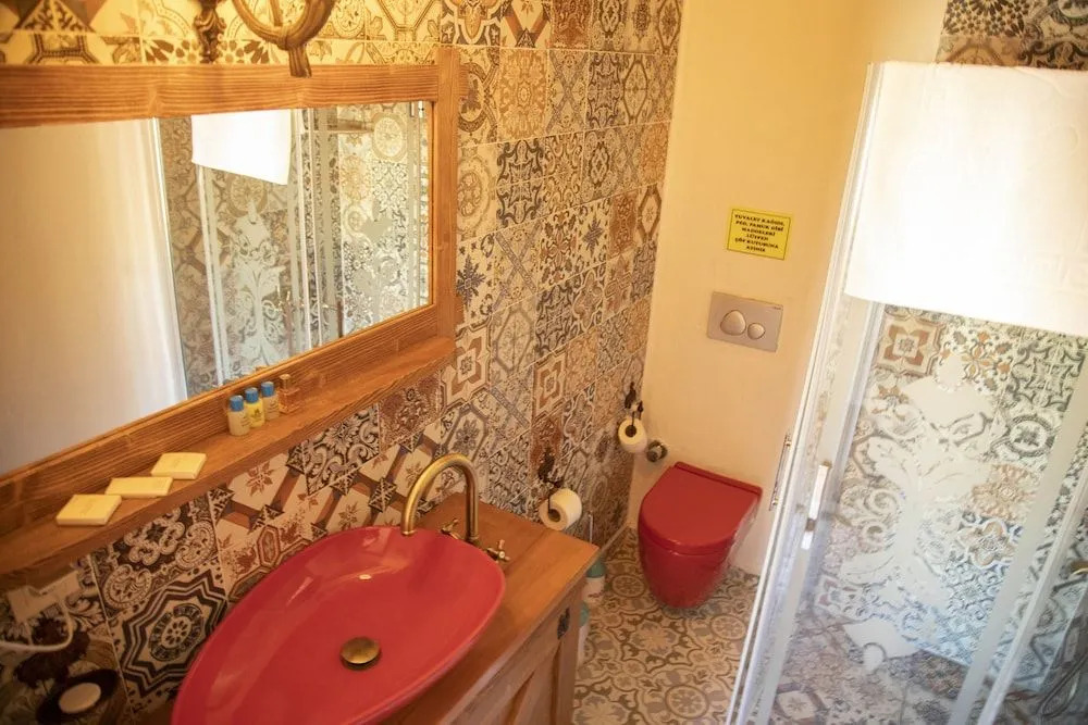 Aymesev Tas Otel