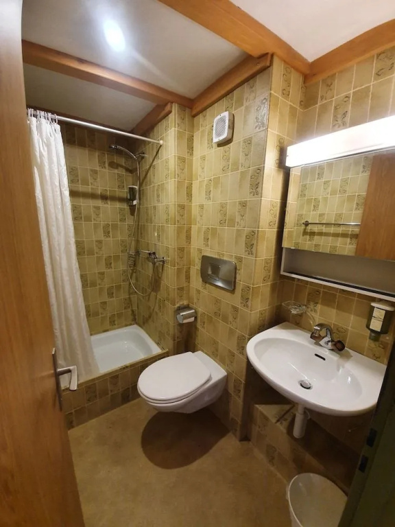 central beauty scenery apartment