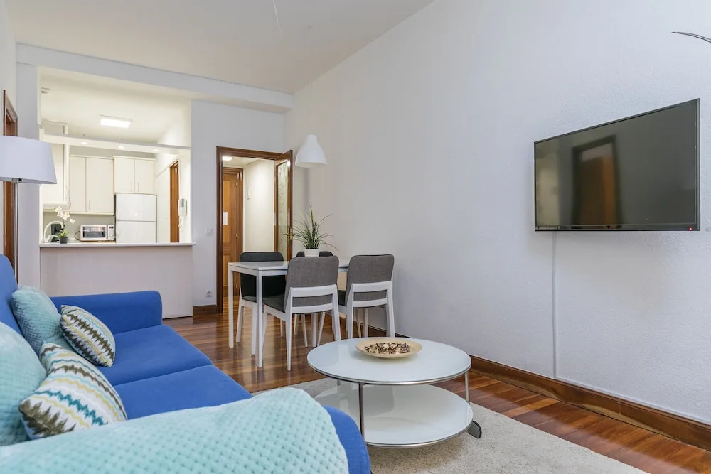 Lersundi by Forever Rentals