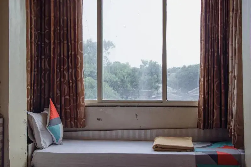 Hotel Mukesh residency