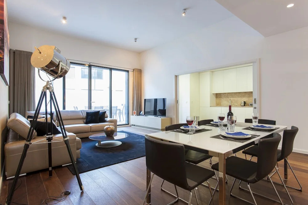 Marques Terrace Deluxe Apartment Rentexperience