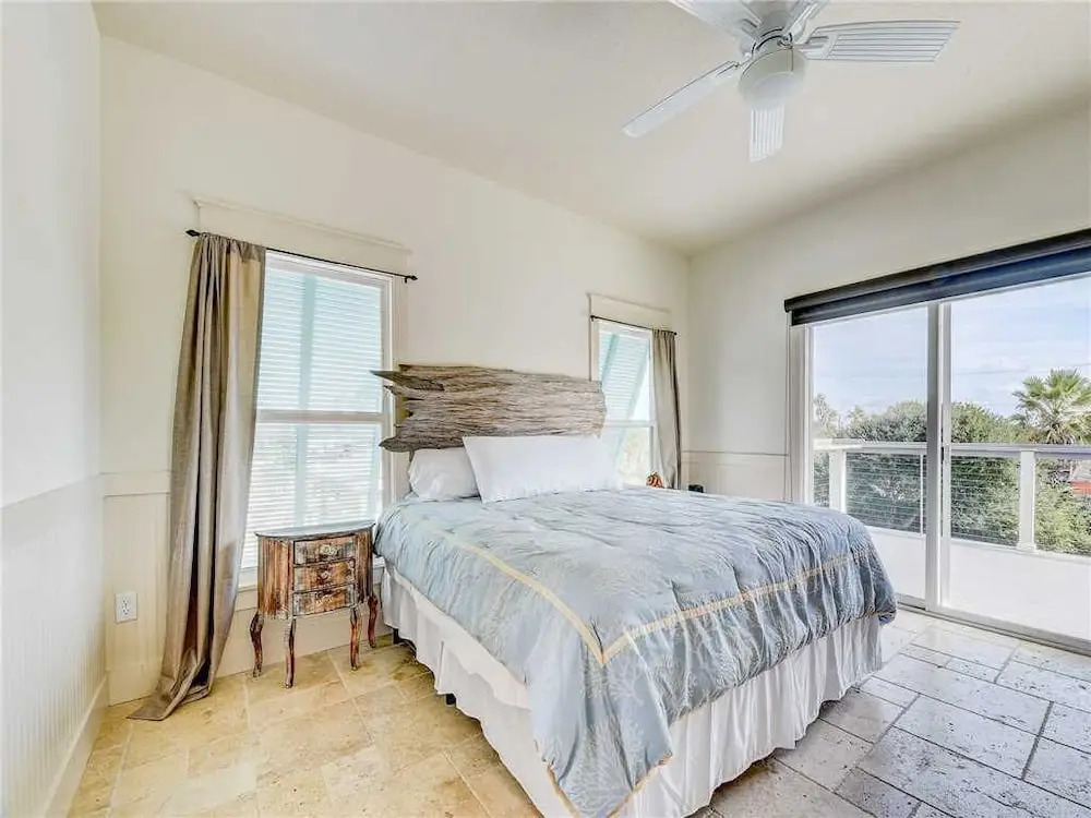 Sea Spray Beach House, 5 Bedrooms, Private Pool, Sleeps 17