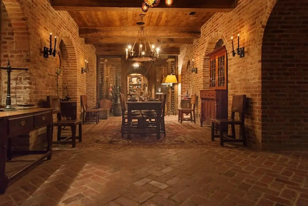 Belle Meade Villa - A True Sight to Behold with Sprawling Acres, Pool 30 day min