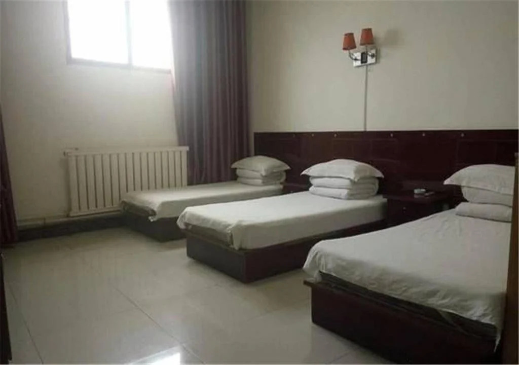 Yijia Hotel