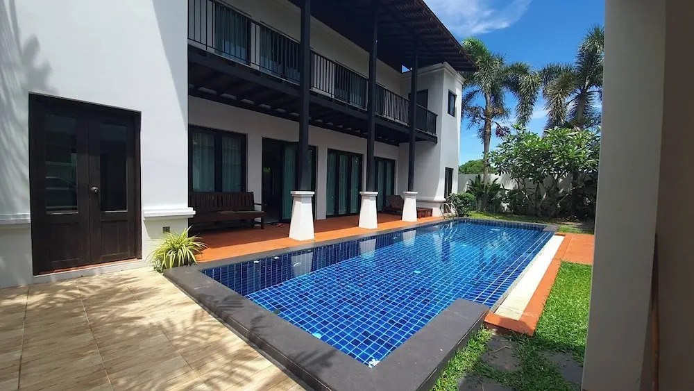 Blu Village Pool Villa