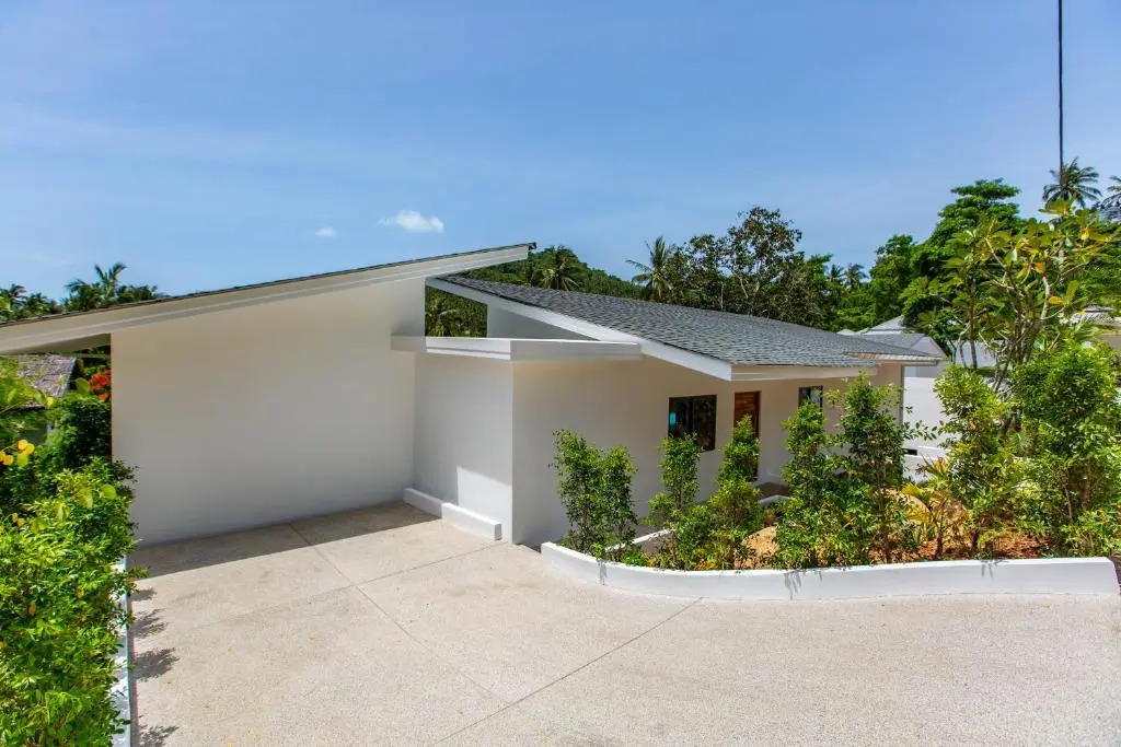 Villa Nirvana 3 Br, 500m from the beach
