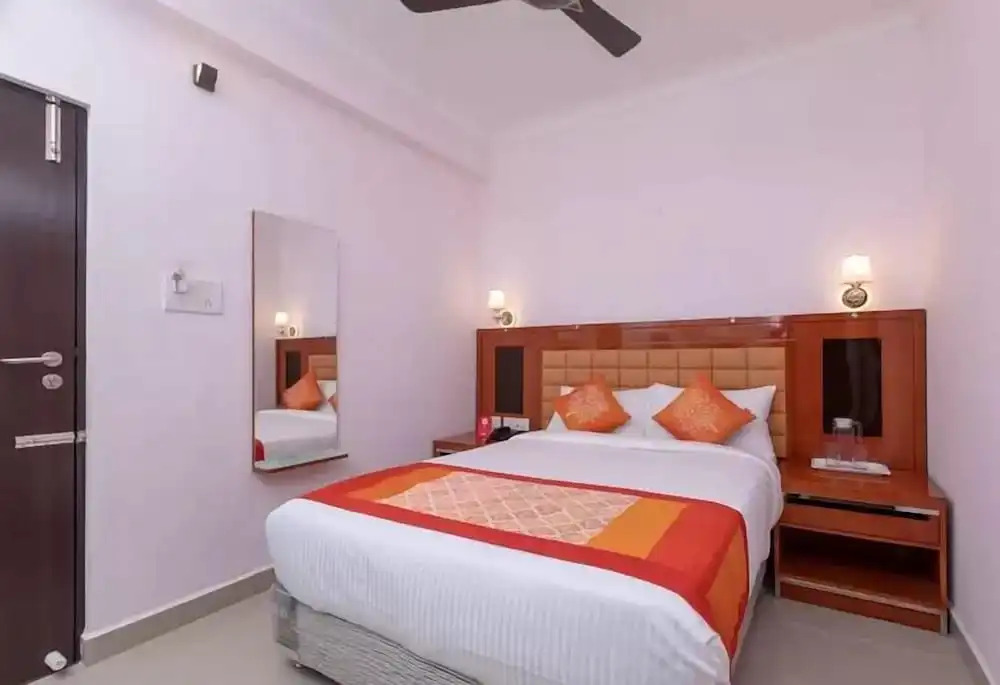 Swarnam Residency