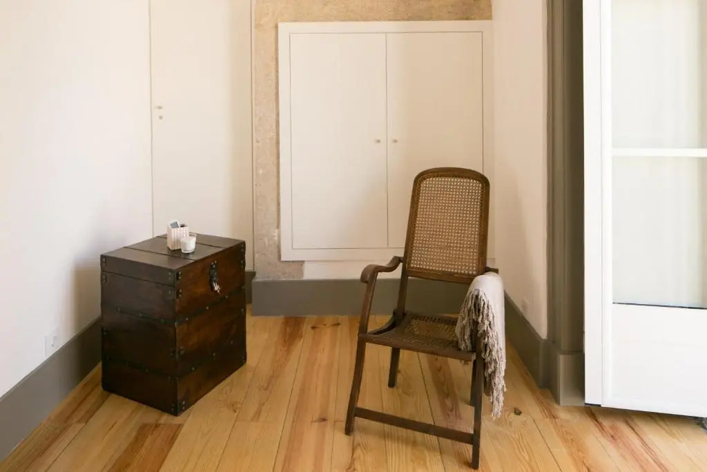 Trendy and Super Central Apartment 21 by Lisbonne Collection