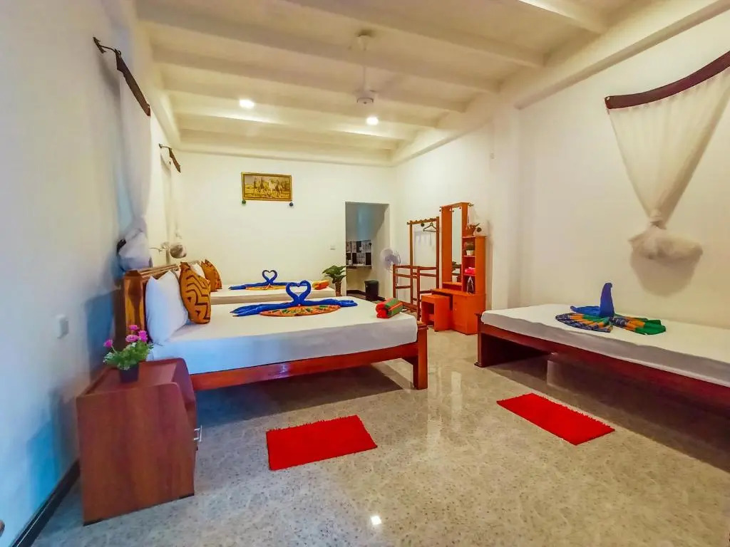 Sigiri Tarushan Home Stay