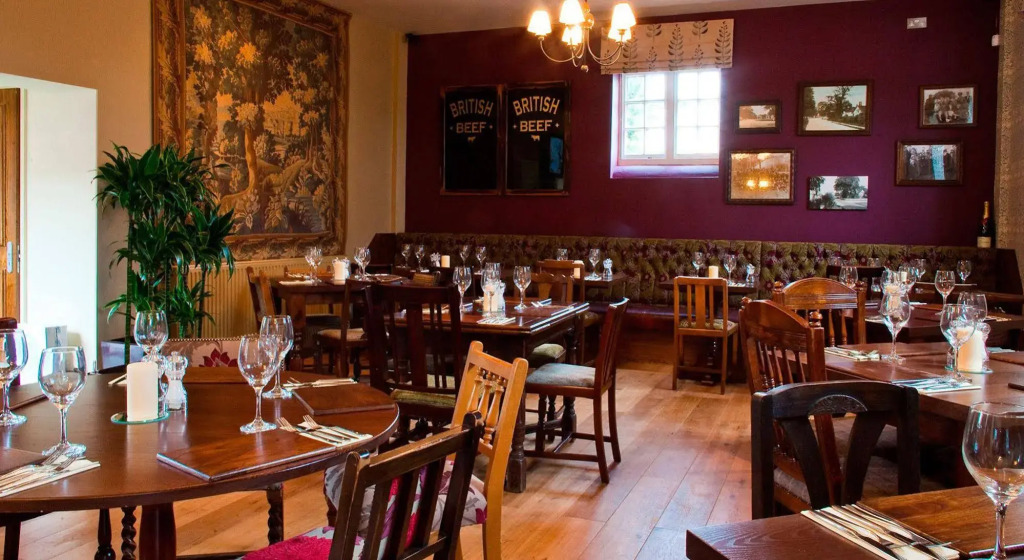 The Dog & Doublet Inn