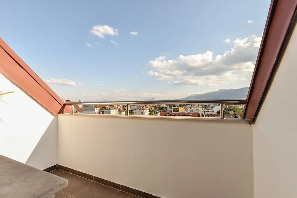 FM Deluxe 2-BDR Maisonette - Vitosha Mountain View