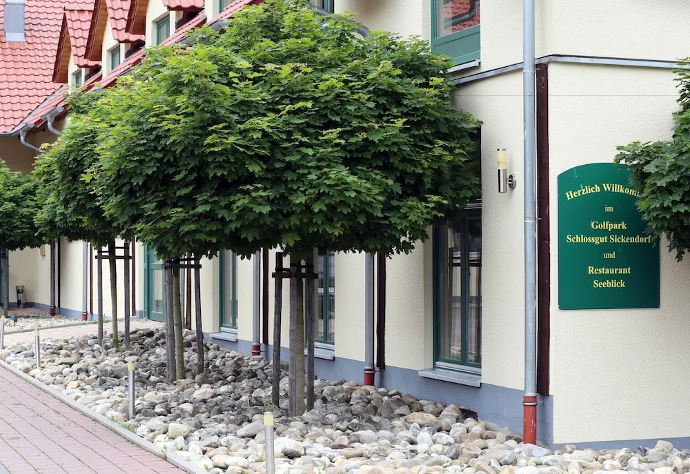 Apartments Golfpark Schlossgut Sickendorf