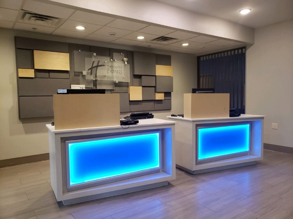 Holiday Inn Express & Suites - Lincoln Downtown by IHG