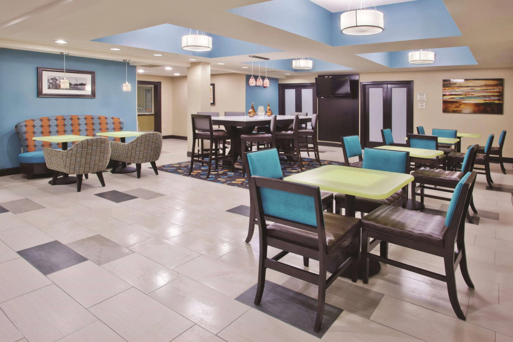 La Quinta by Wyndham Oxford - Anniston