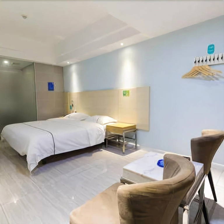 Ruyi Chain Hotel Dongwan Qishi