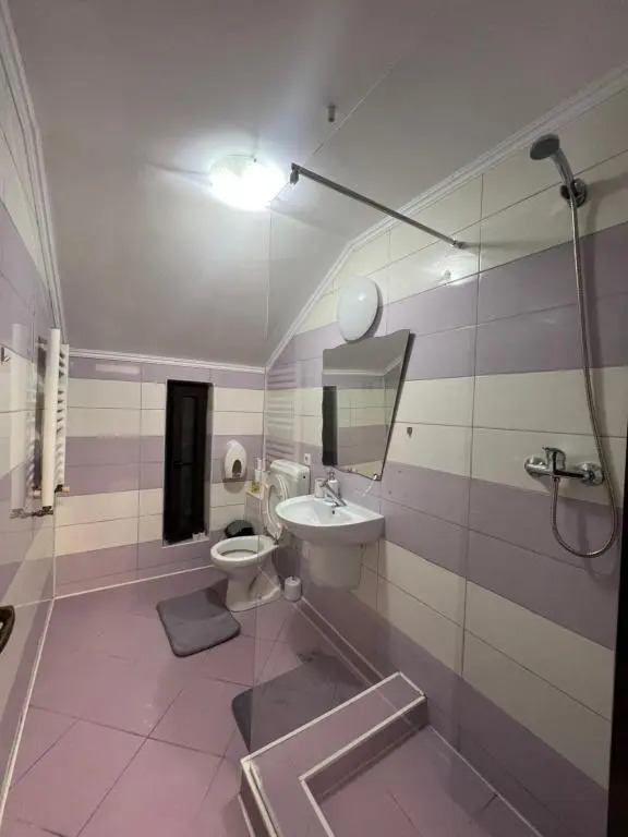 Apartamente 9