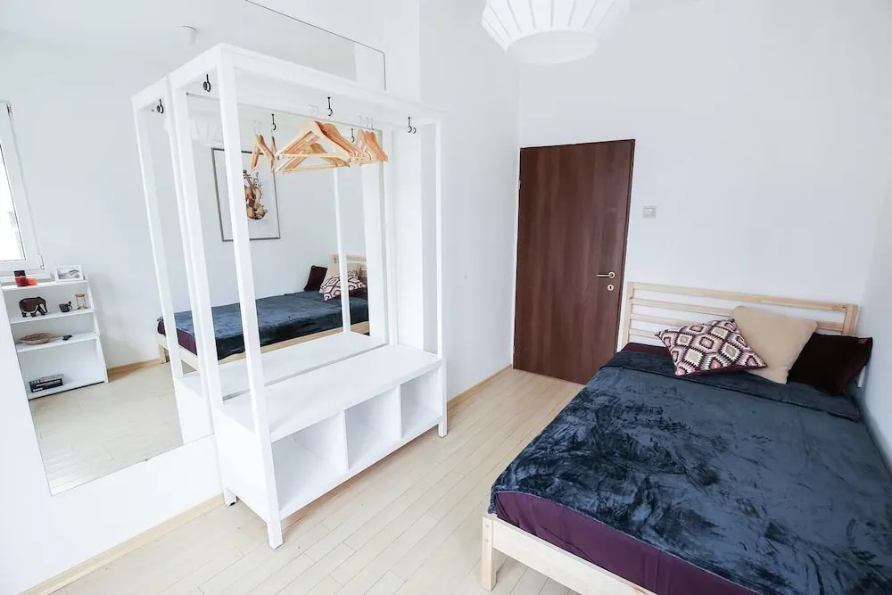 FM Deluxe 2-BDR Apartment - Nika's Place on Dondukov Blvd.