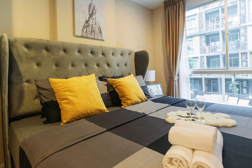 Near BK University Quiet Condo in Rama4 bkb141