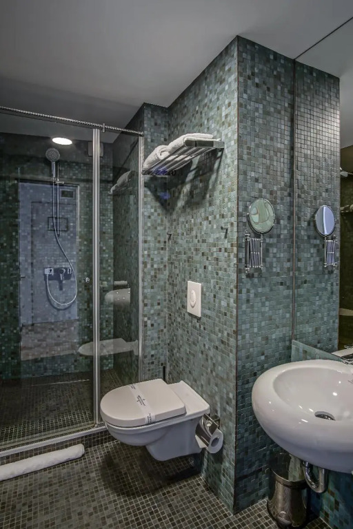 Venis Boutique Hotel