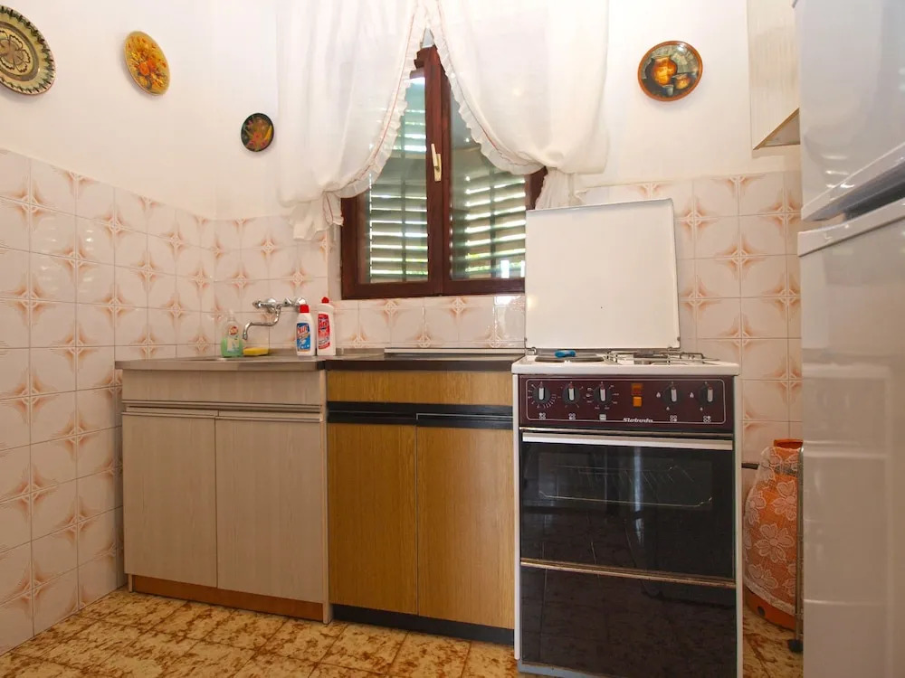 Apartment 1681