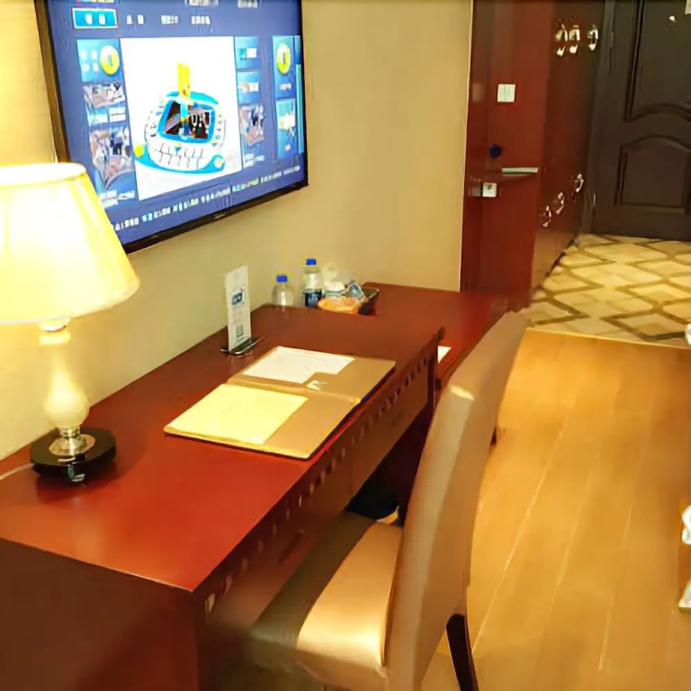 Yuandong Holiday Hotel