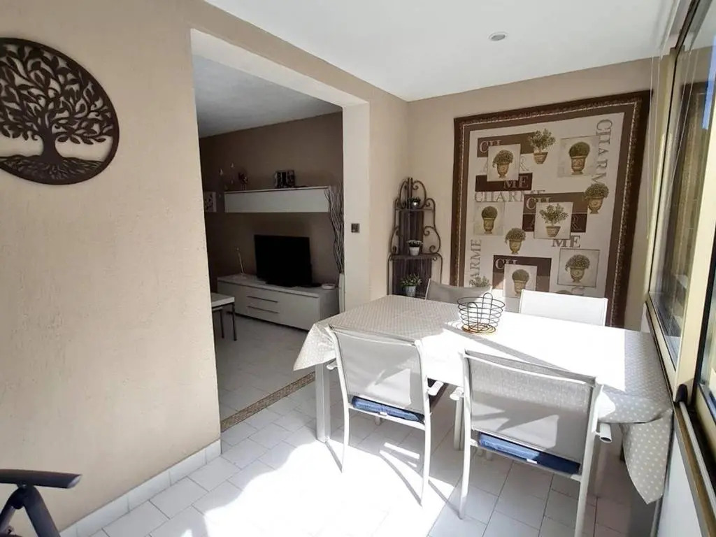 Appartement Six-Fours-les-Plages, 3 pièces, 6 personnes - FR-1-316-283