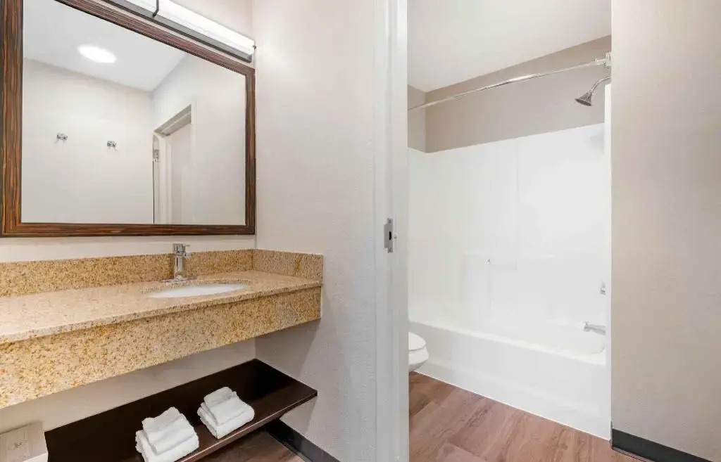 Extended Stay America Suites - San Diego - Carlsbad Village by the Sea