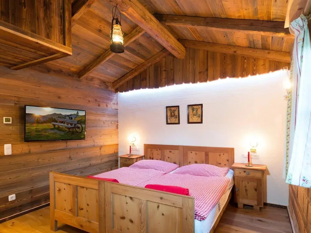 Chalet in St. Martin With Sauna & Mountain Views