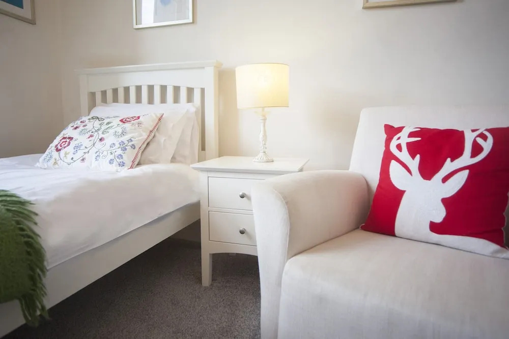 The Green Park Apartment