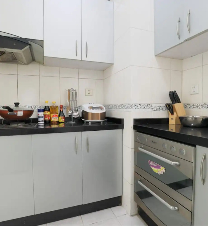 Locals Boutique Apartment Zhongshan Ba Road No.9 Branch