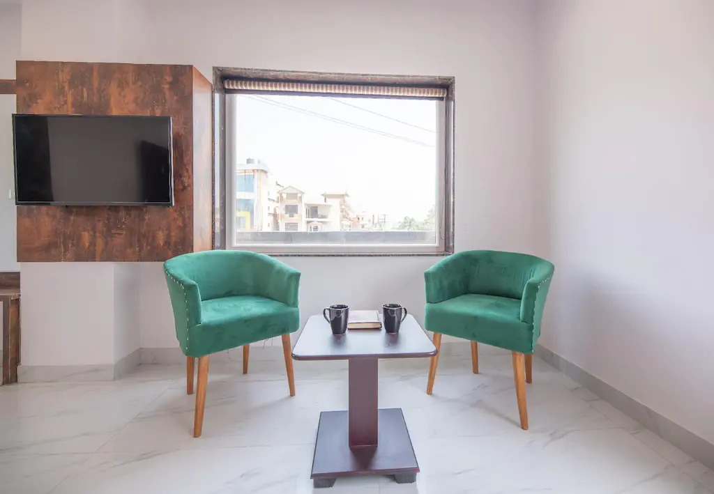 Hotel Ayu Suites