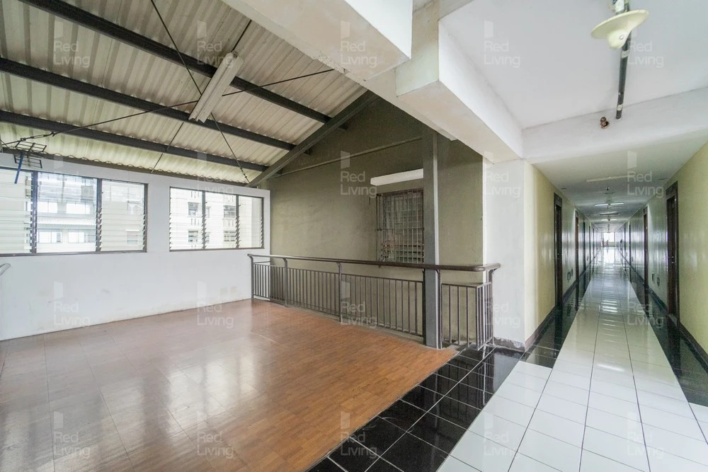 RedLiving Apartemen Gateway Cicadas - Sarana Cipta Mahakarya