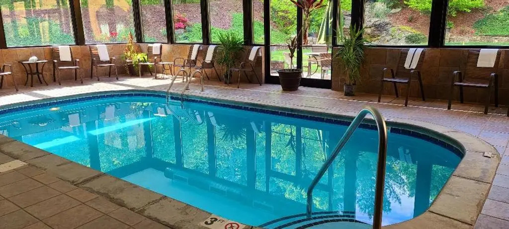 The Lodge at Flat Rock