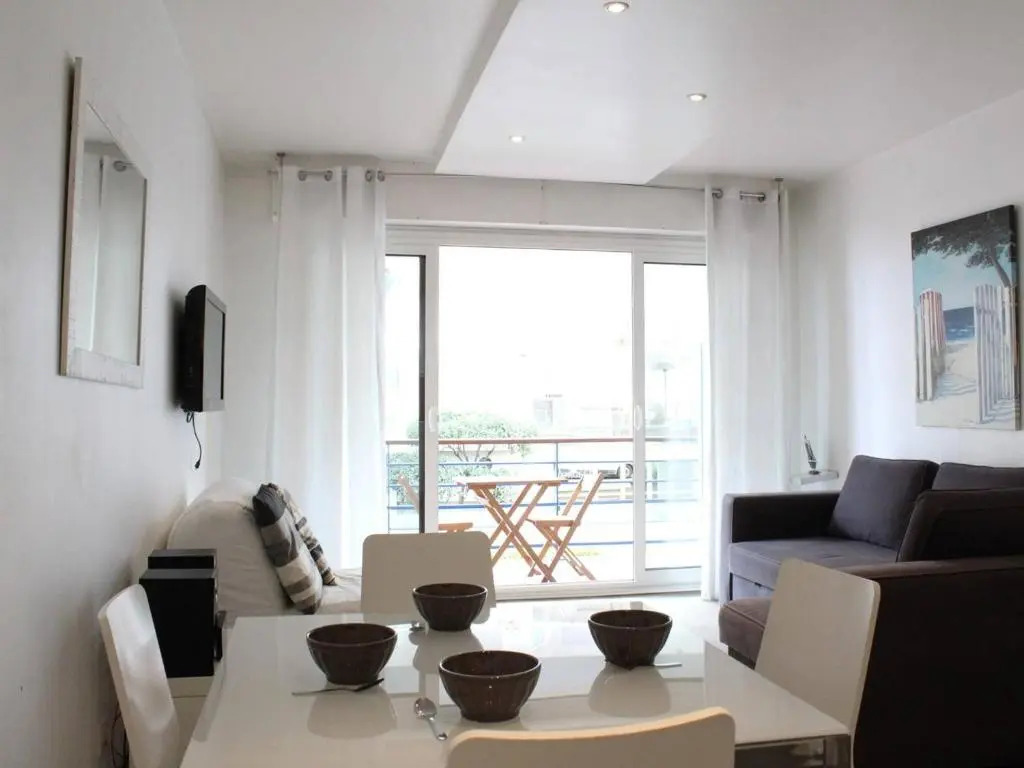 Appartement La Baule, 1 pièce, 2 personnes - FR-1-245-101