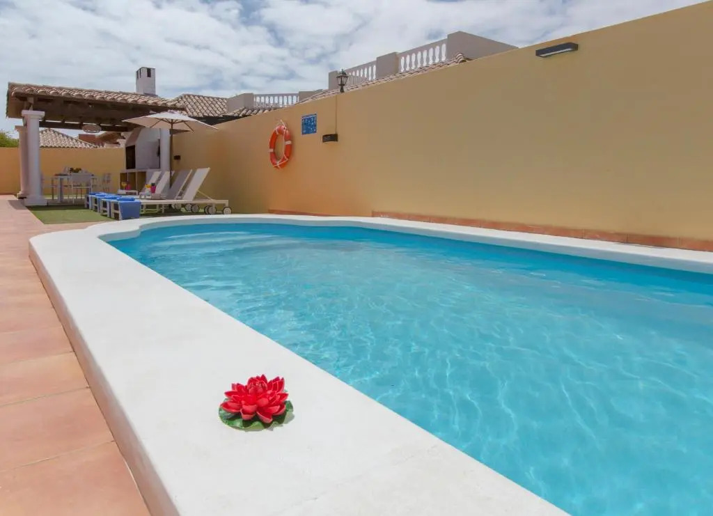 Villa Bella Lucia 1. Piscina Climatizada, WiFi, BBQ