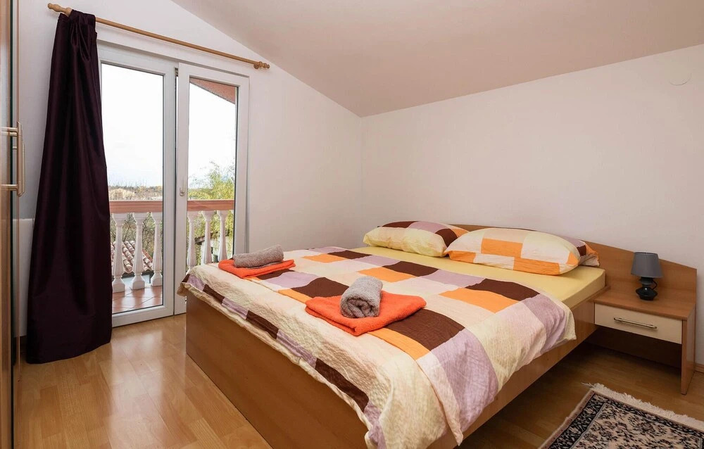 Stunning Home In Marcana