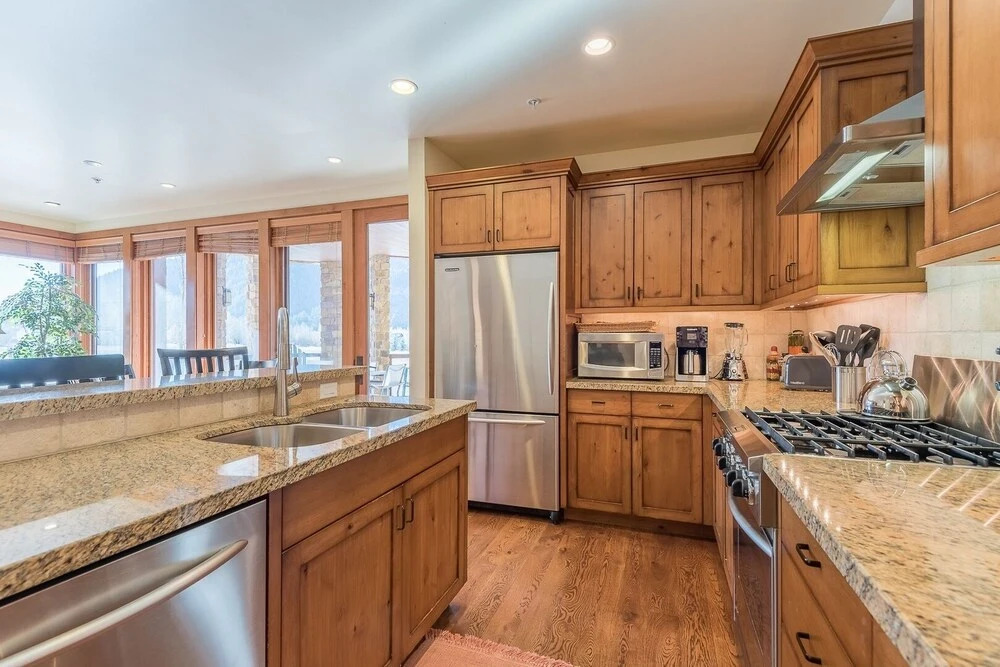 Westview Terrace #3 2 Bedrooms 2 Bathrooms Condo