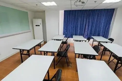 Home Inn Shanghai Nicheng Lingang Facility Industrial Park