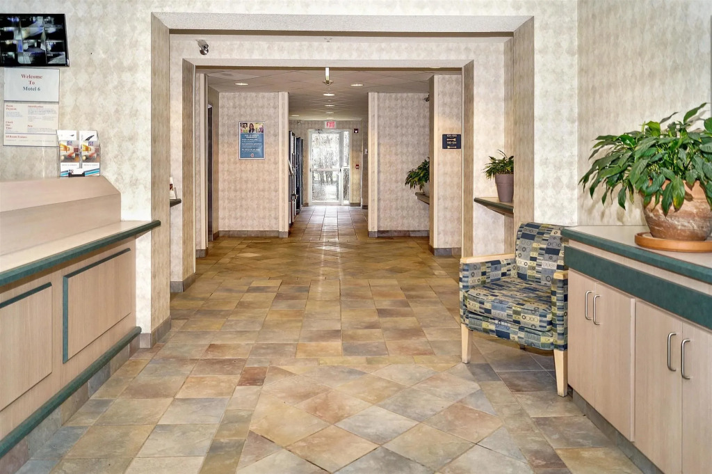 Motel 6-Peterborough, ON