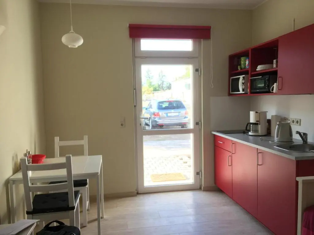 Klein aber fein - wunderschöne Studio-Apartments mit Terrasse und Stellplatz