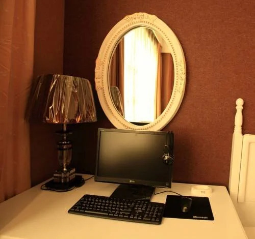 Babylon Hotel