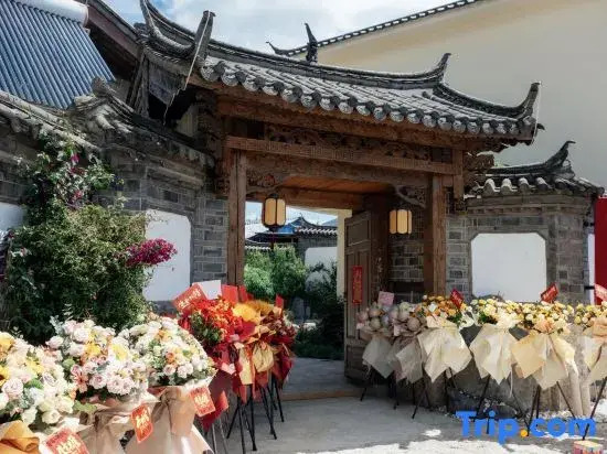 Xiaoshan Yue Homestay (Baisha Ancient Town)