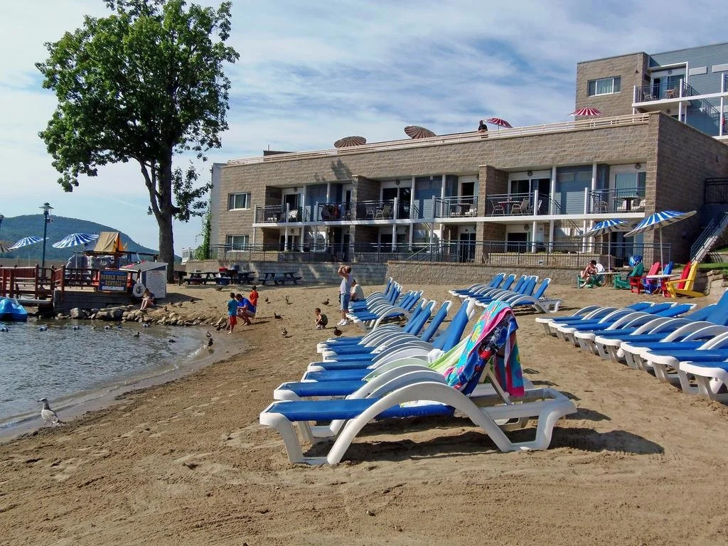 Surfside On The Lake