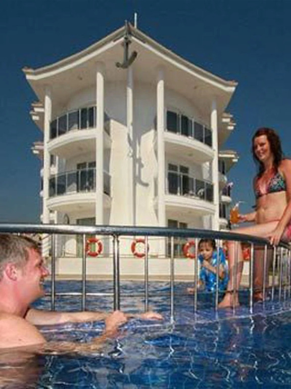 Nevada Hotel & Spa