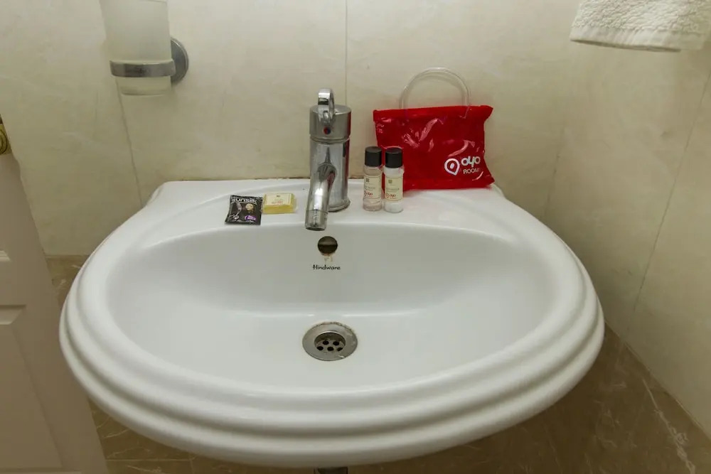 OYO 347 Hotel Fiesta Grand