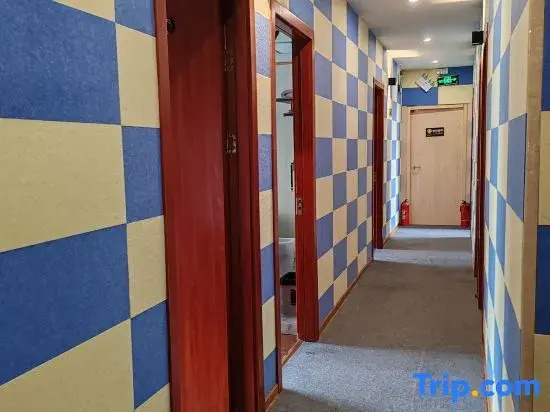 Shi'erfang Theme Guesthouse