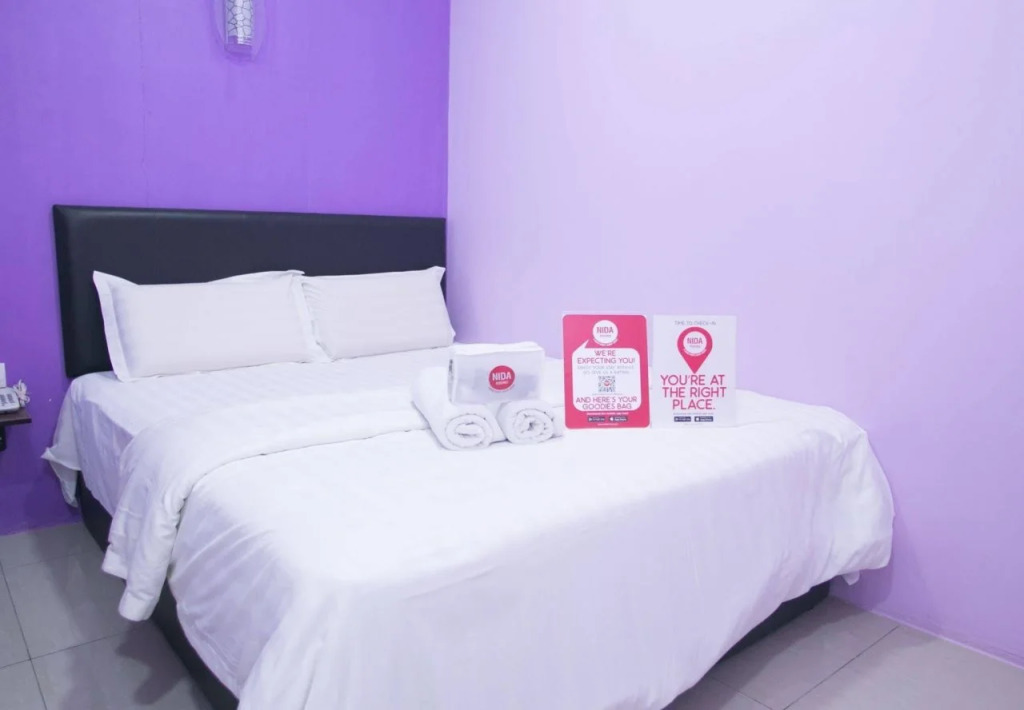 Royale City Hotel